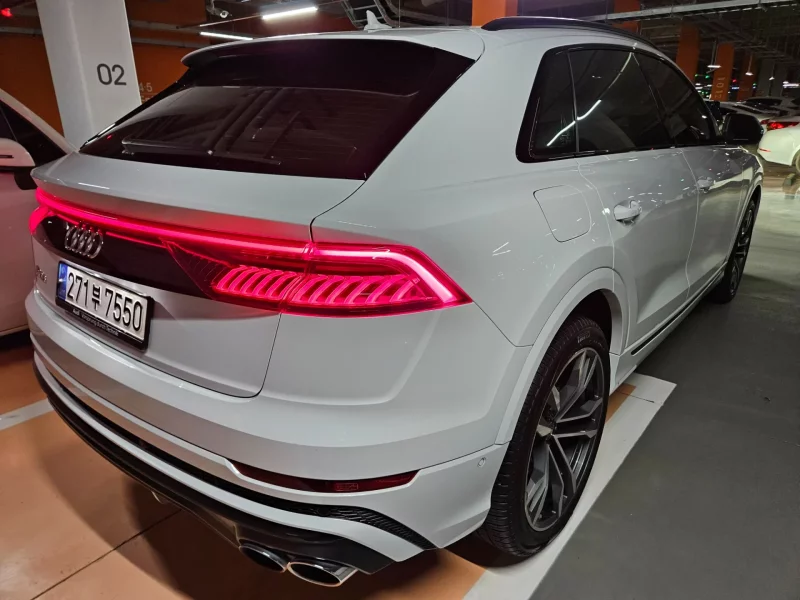 Audi SQ8