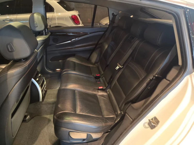 BMW 5-Series Gran Turismo