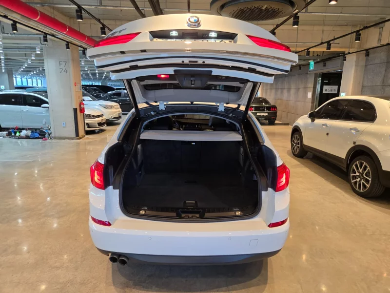 BMW 5-Series Gran Turismo