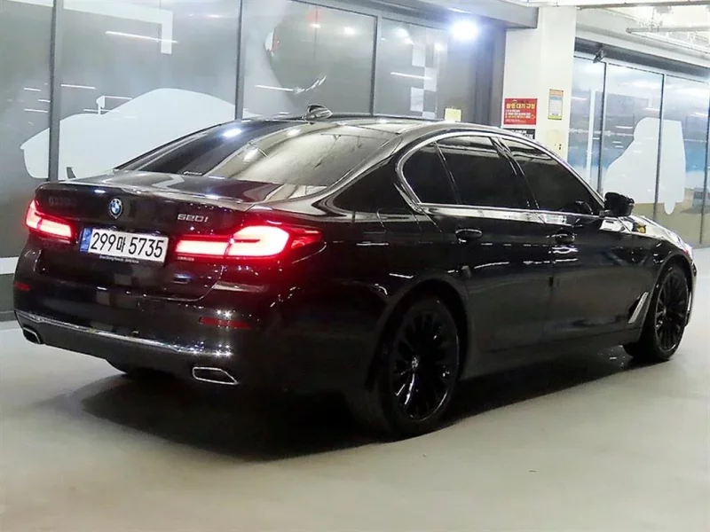 BMW 5-Series