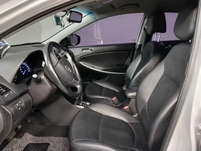 Hyundai Accent