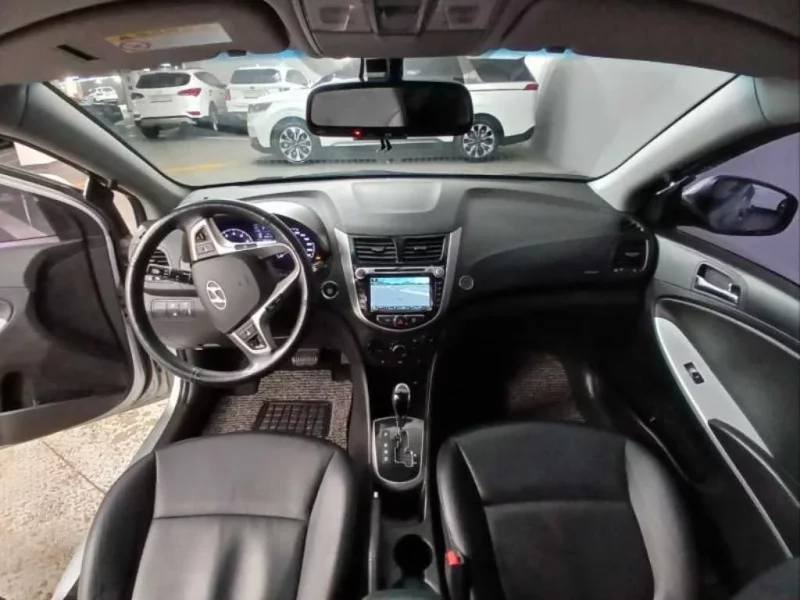 Hyundai Accent