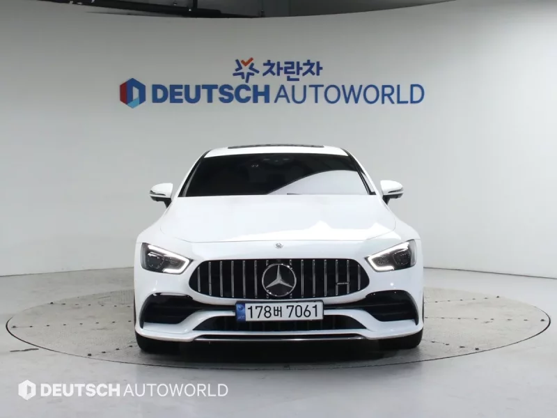 Mercedes-Benz AMG GT