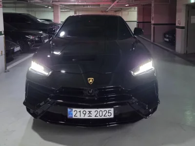 Lamborghini URUS