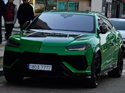 Lamborghini URUS