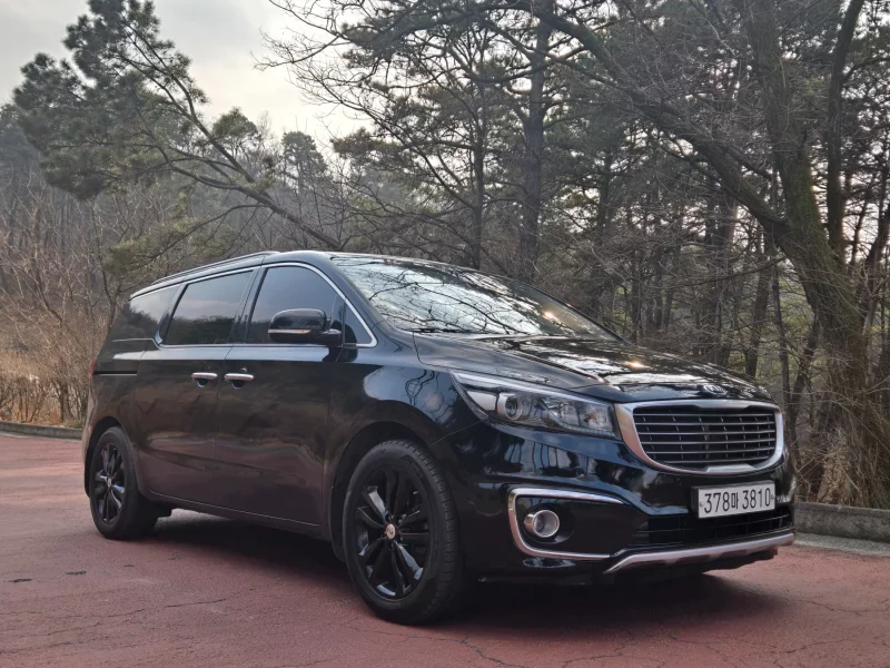 Kia Carnival