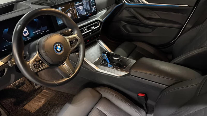 BMW i4