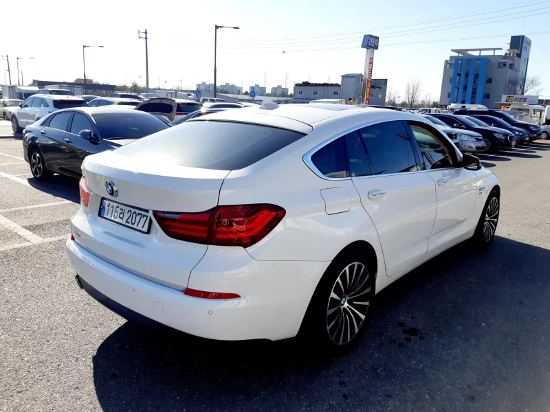 BMW 5-Series Gran Turismo