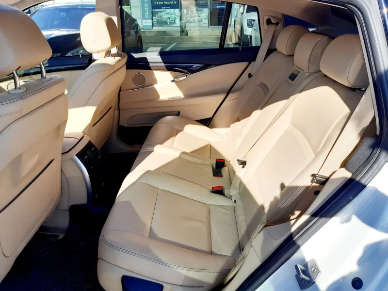 BMW 5-Series Gran Turismo