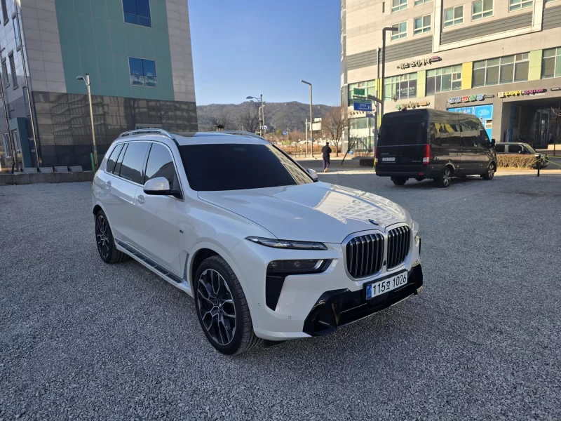 BMW X7