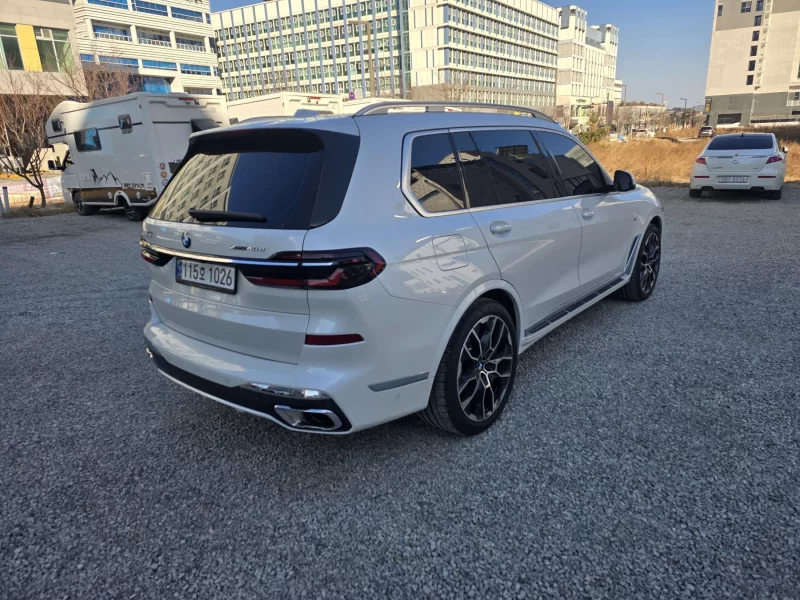 BMW X7