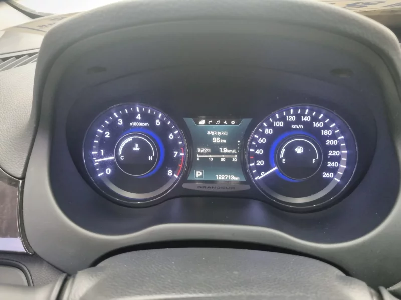 Hyundai Grandeur