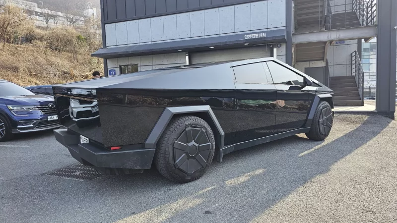Tesla Cybertruck