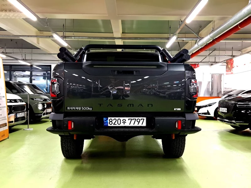 Kia Tasman