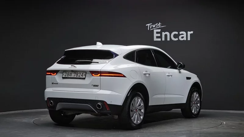 Jaguar E-PACE