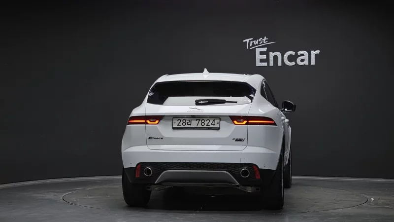 Jaguar E-PACE