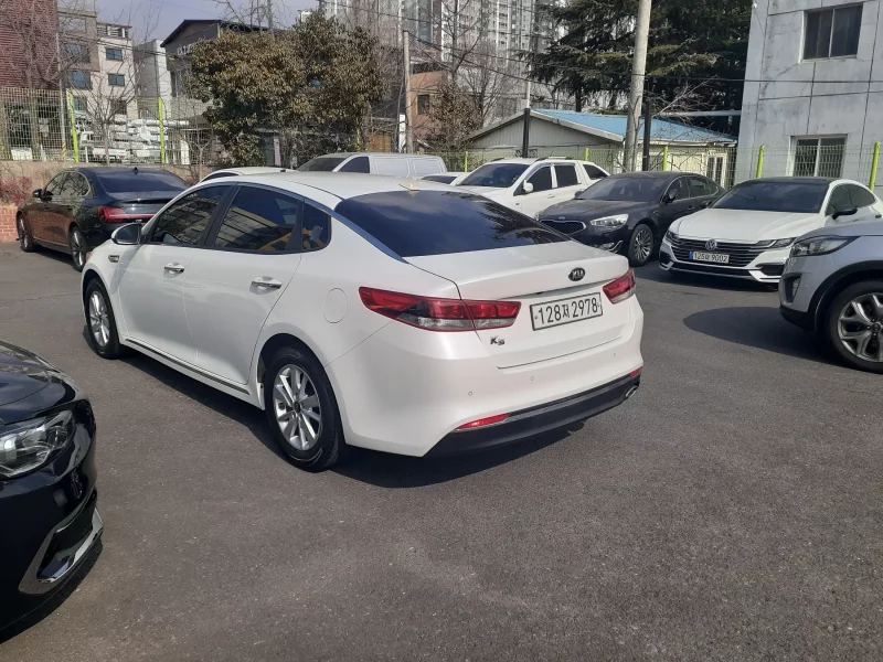 Kia K5
