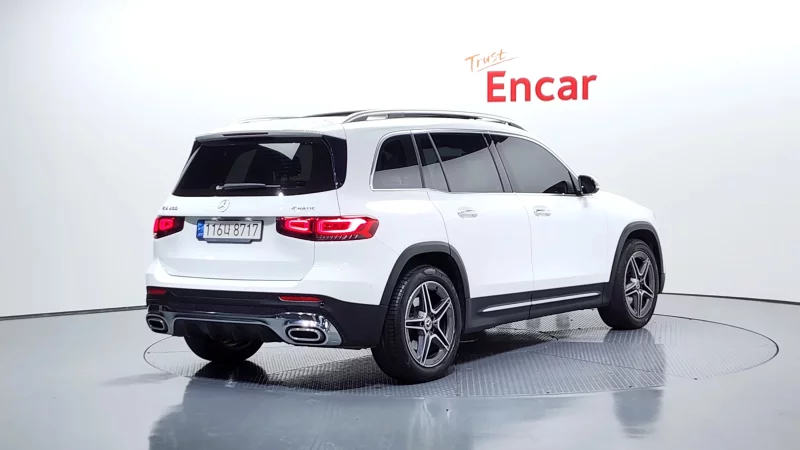 Mercedes-Benz GLB-Class