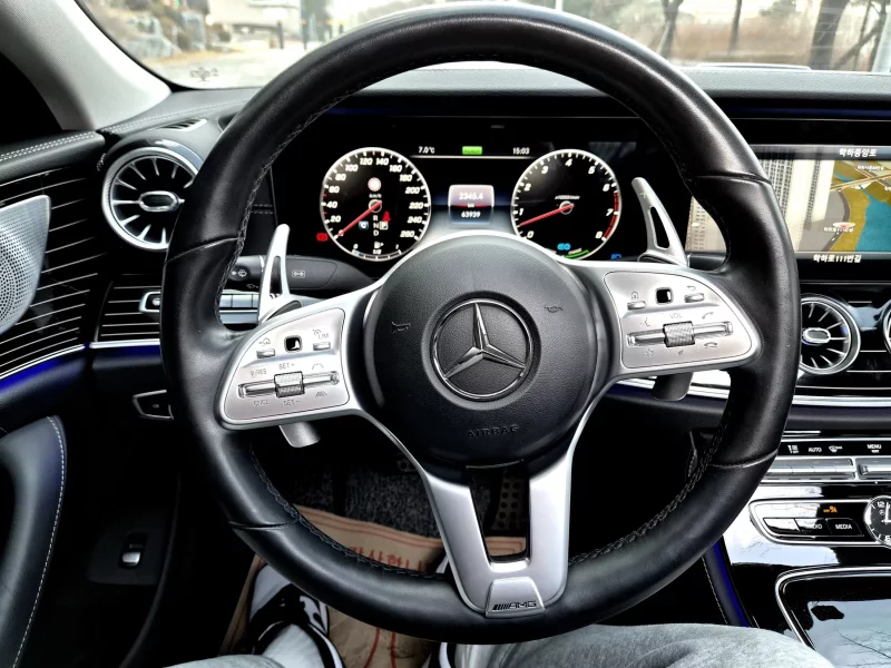 Mercedes-Benz CLS-Class