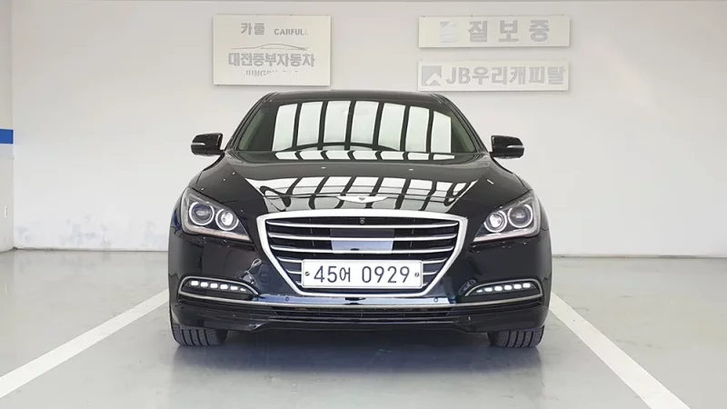Hyundai Genesis