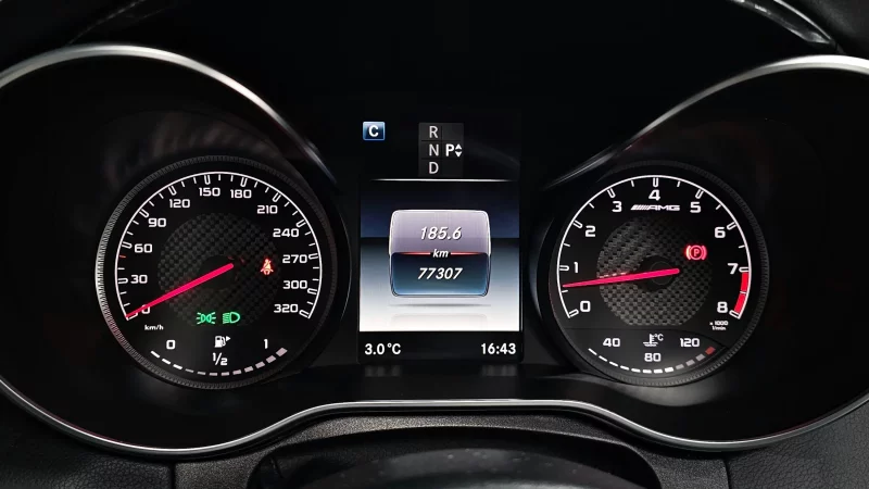 Mercedes-Benz C-Class