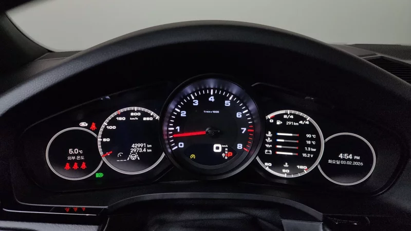 Porsche CAYENNE