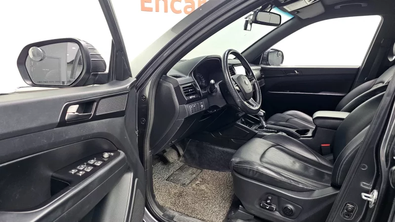 SsangYong Rexton Sports Khan