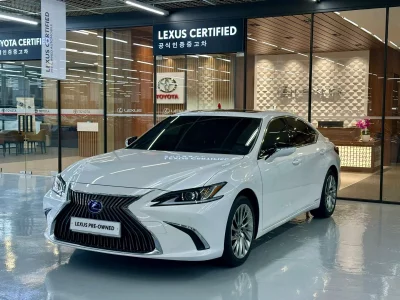 Lexus ES300h