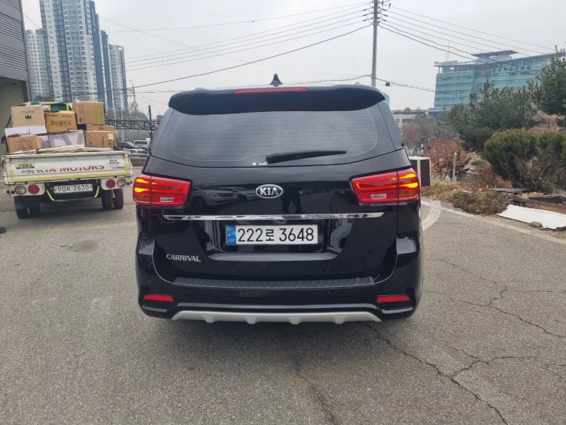 Kia Carnival