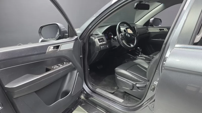 SsangYong Rexton Sports