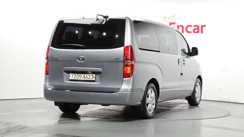Hyundai Grand Starex