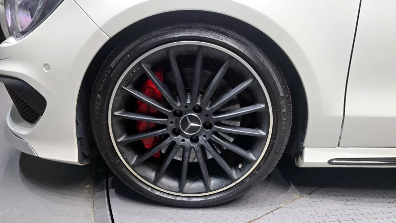 Mercedes-Benz CLA-Class