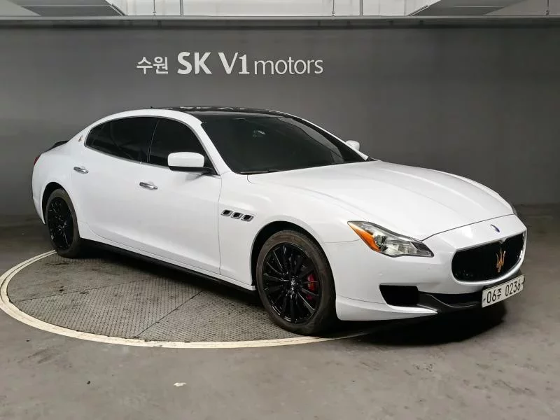 Maserati QUATTROPORTE