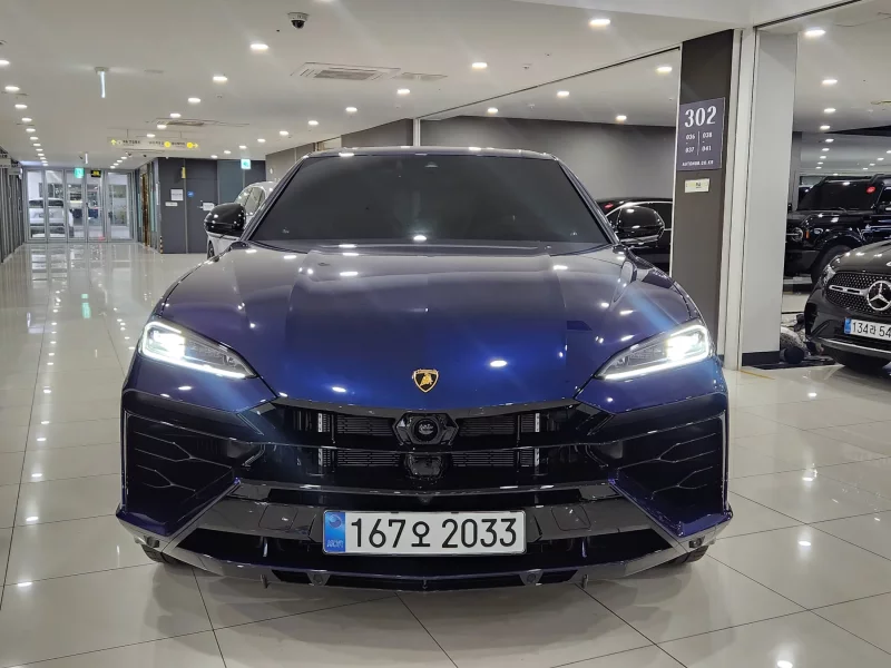 Lamborghini URUS