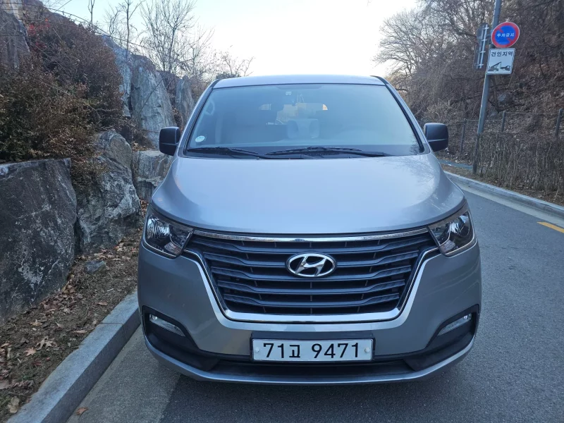 Hyundai Grand Starex