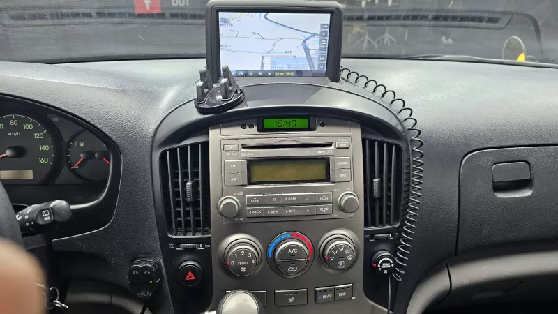 Hyundai Starex