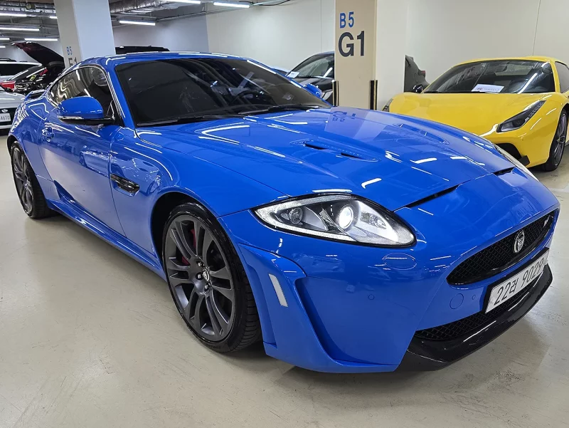 Jaguar XKR