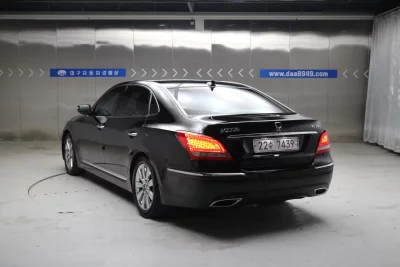 Hyundai Equus