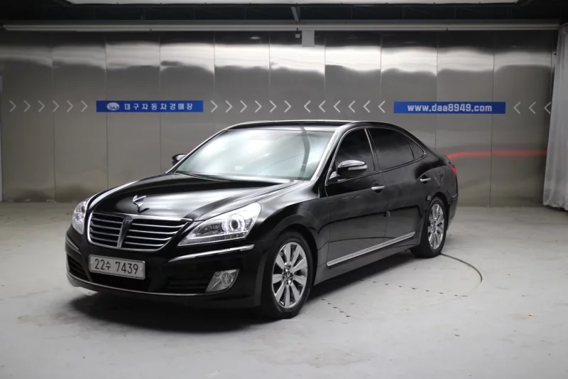 Hyundai Equus
