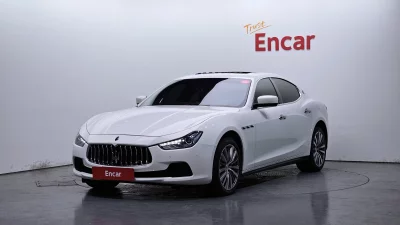 Maserati GHIBLI