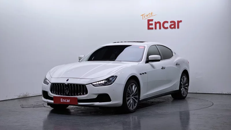 Maserati GHIBLI