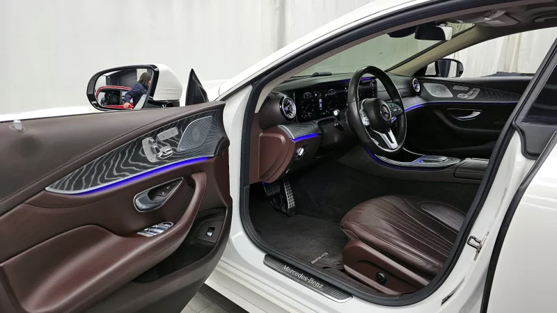 Mercedes-Benz CLS-Class