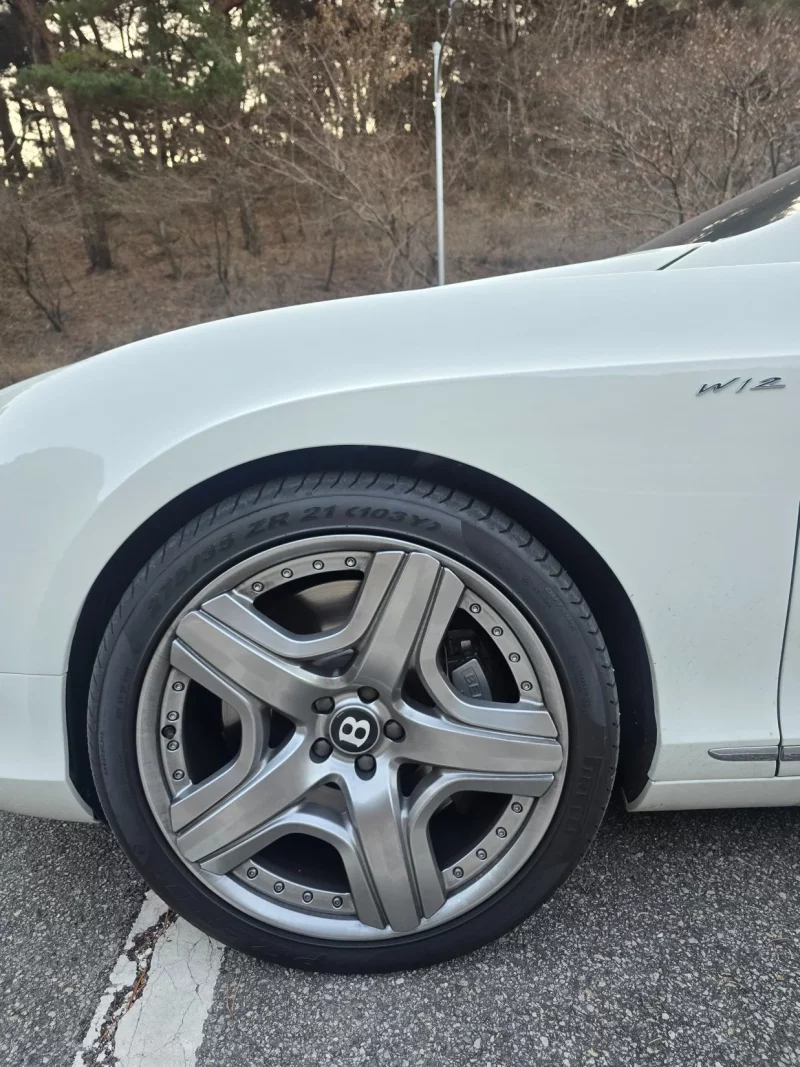 Bentley Continental GT