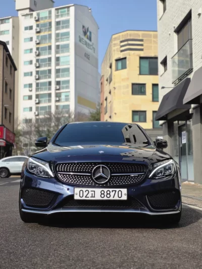 Mercedes-Benz C-Class