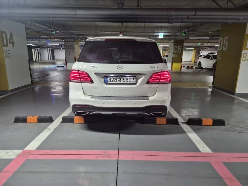 Mercedes-Benz GLE-Class