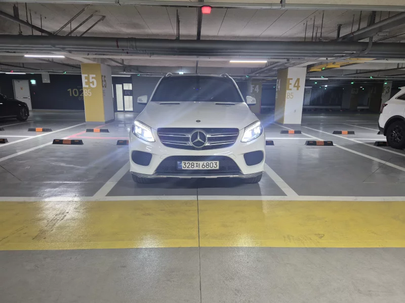 Mercedes-Benz GLE-Class