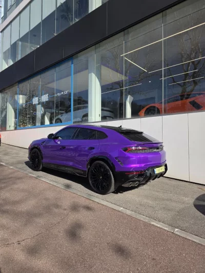 Lamborghini URUS