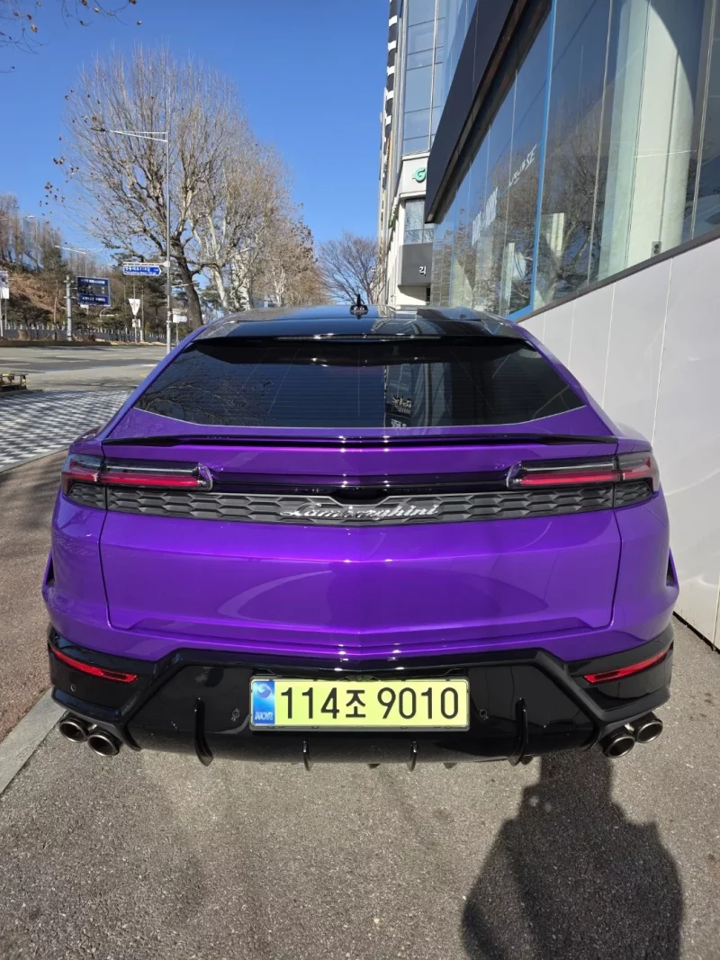 Lamborghini URUS