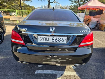 Hyundai Equus