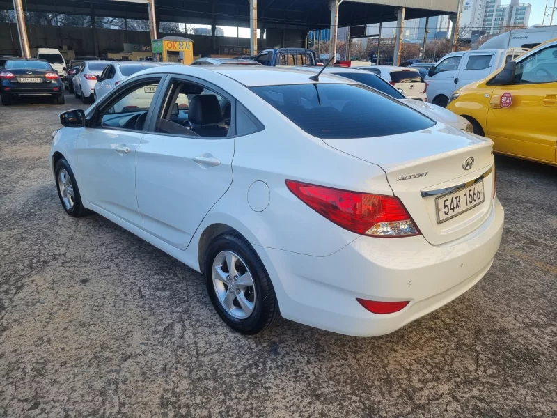 Hyundai Accent